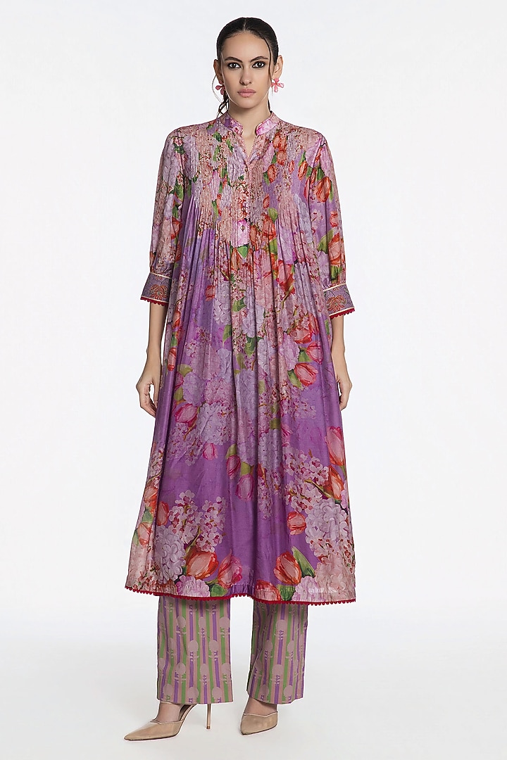 Lilac Modal Muslin Zari Embroidered Kurta Set by SIDDHARTHA BANSAL at Pernia's Pop Up Shop
