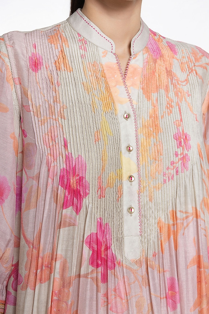 Multi-Coloured Modal Muslin Zari Embroidered Kurta Set by SIDDHARTHA BANSAL at Pernia's Pop Up Shop