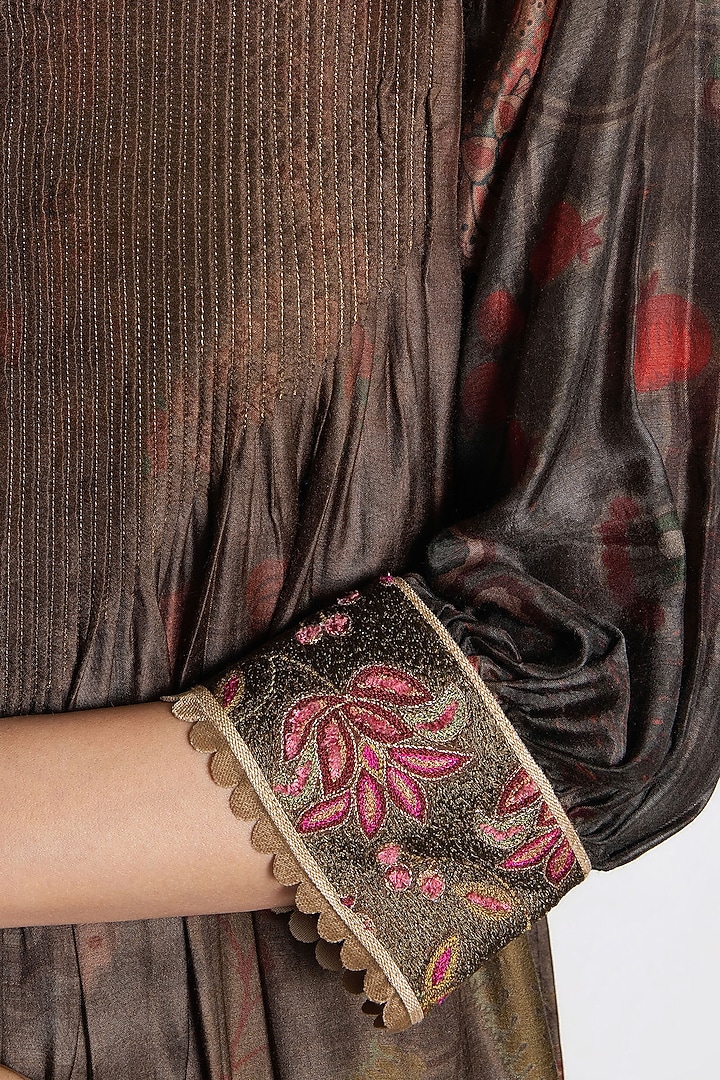 Midnight Brown Modal Muslin Zari Embroidered Kurta Set by SIDDHARTHA BANSAL at Pernia's Pop Up Shop
