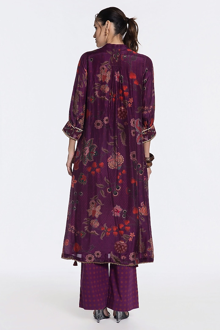 Wine Modal Muslin Zari Embroidered Kurta Set by SIDDHARTHA BANSAL at Pernia's Pop Up Shop