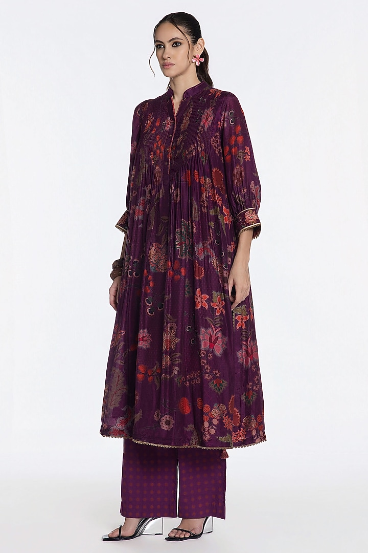 Wine Modal Muslin Zari Embroidered Kurta Set by SIDDHARTHA BANSAL at Pernia's Pop Up Shop