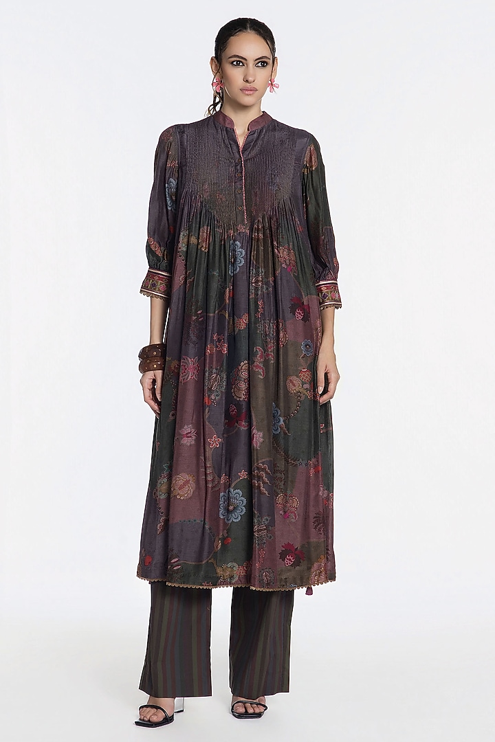 Multi-Coloured Modal Muslin Zari Embroidered Kurta Set by SIDDHARTHA BANSAL at Pernia's Pop Up Shop