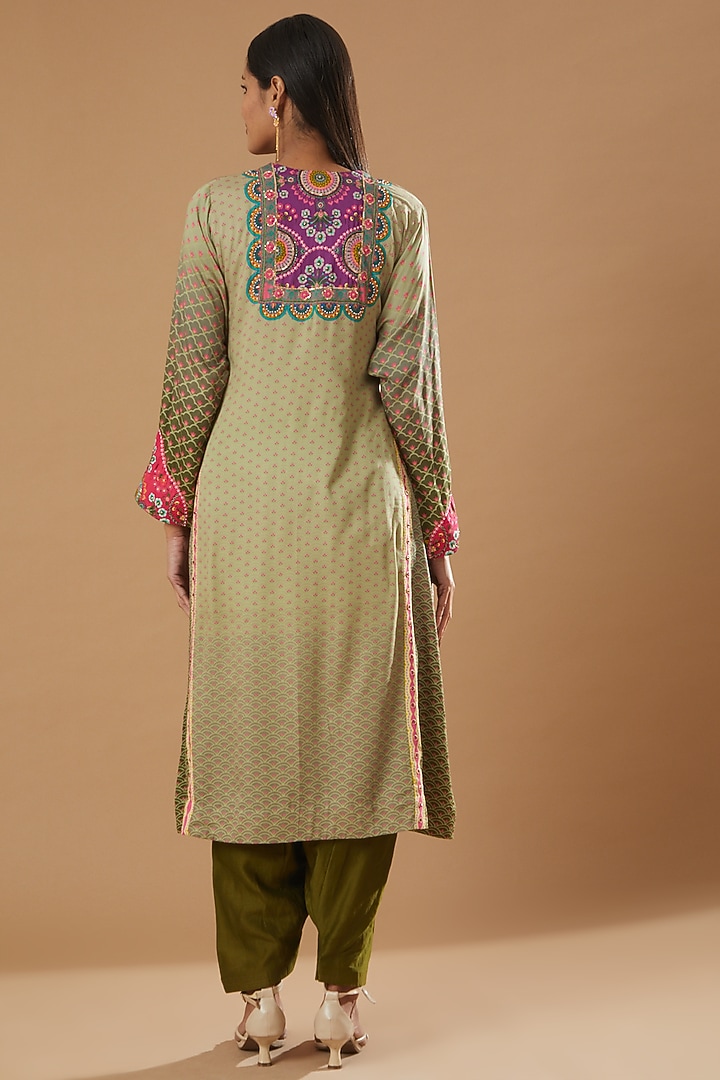 Multi-Colored Digital Printed Kurta Set by SIDDHARTHA BANSAL at Pernia's Pop Up Shop