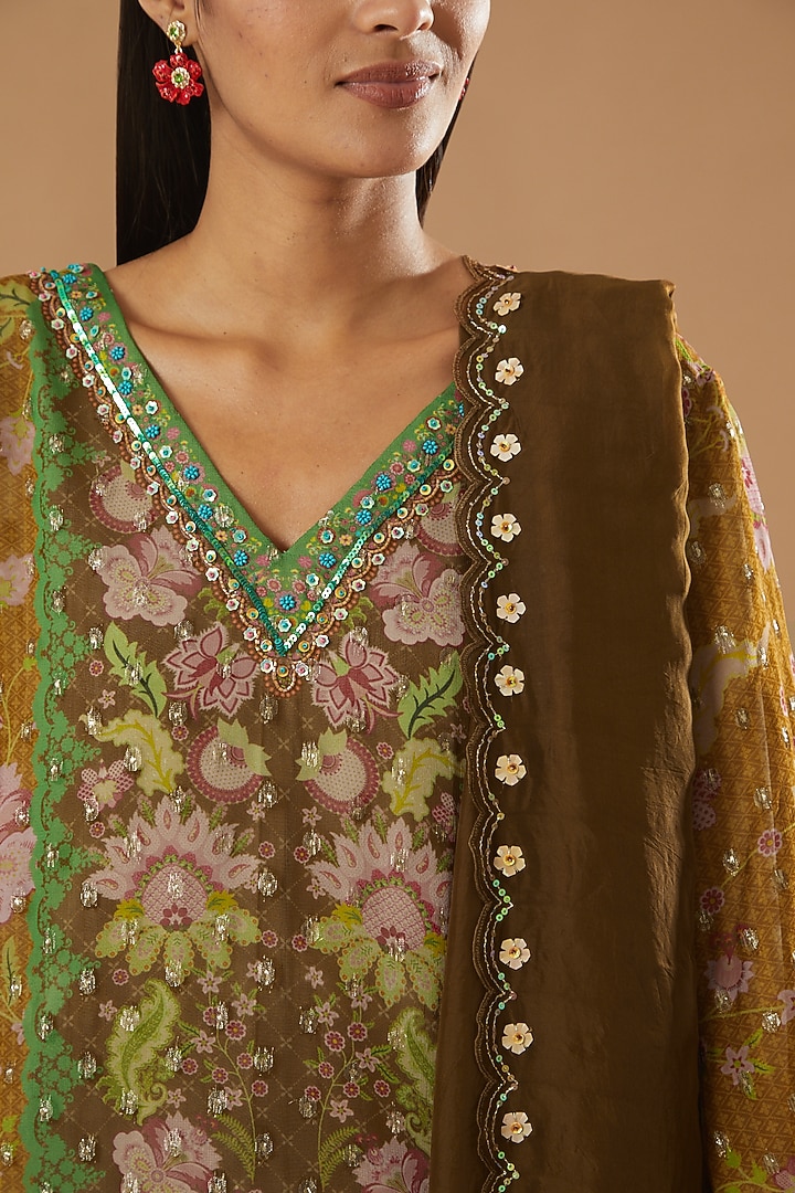 Brown Digital Printed Kurta Set by SIDDHARTHA BANSAL at Pernia's Pop Up Shop