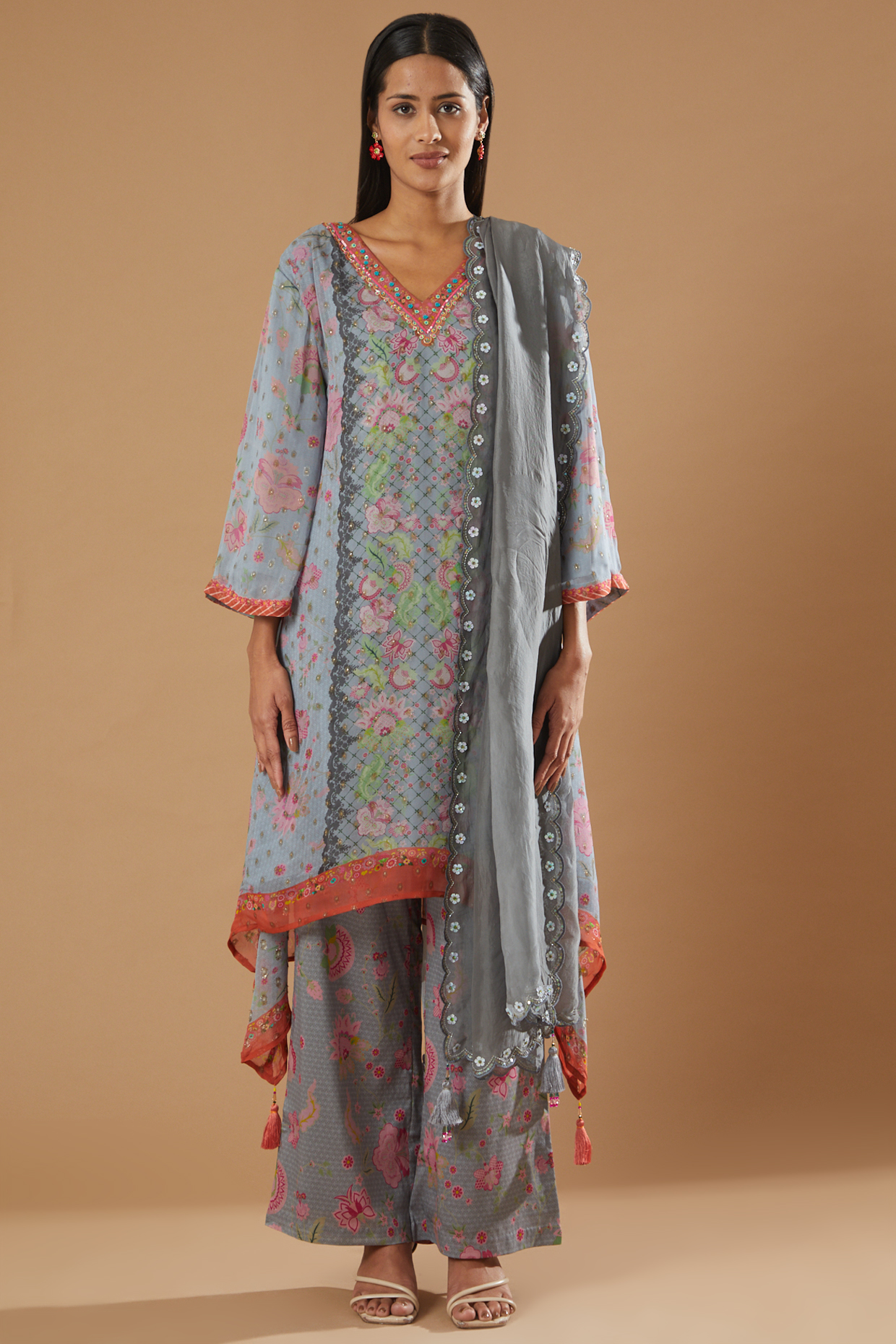 Grey Digital Printed Kurta Set by SIDDHARTHA BANSAL at Pernia's Pop Up Shop