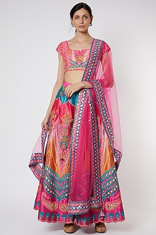 Pink Embroidered Dupatta by SIDDHARTHA BANSAL