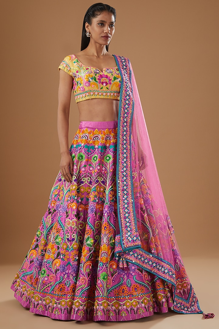 Pink Embroidered Lehenga Set by SIDDHARTHA BANSAL