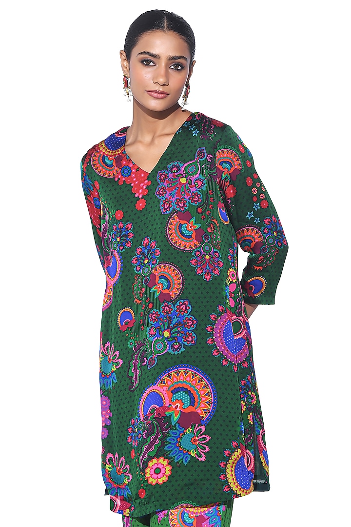 Bottle Green Organza Satin Paisley Printed Kurta Set by SIDDHARTHA BANSAL at Pernia's Pop Up Shop