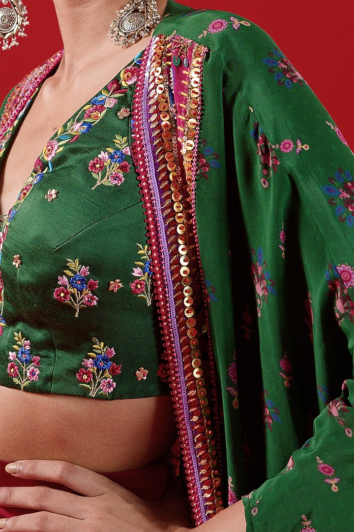 Bottle Green Crepe Hand Embroidered Cape Set by SIDDHARTHA BANSAL at Pernia's Pop Up Shop