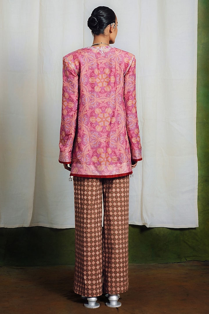 Pink Silk Embroidered Kurta Set by SIDDHARTHA BANSAL at Pernia's Pop Up Shop