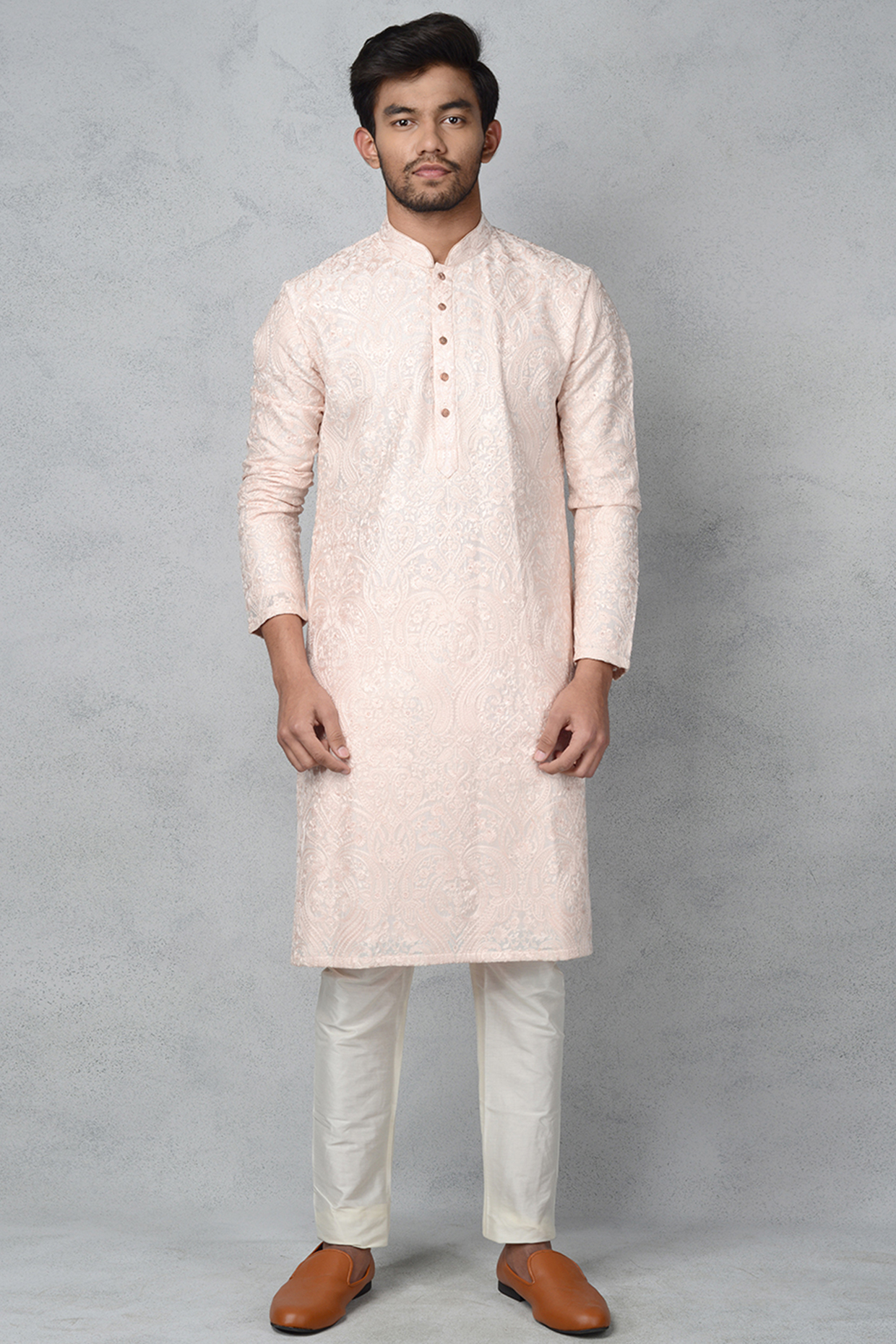 Off-White Silk Kurta Set by Siddhesh Chauhan at Pernia's Pop Up Shop
