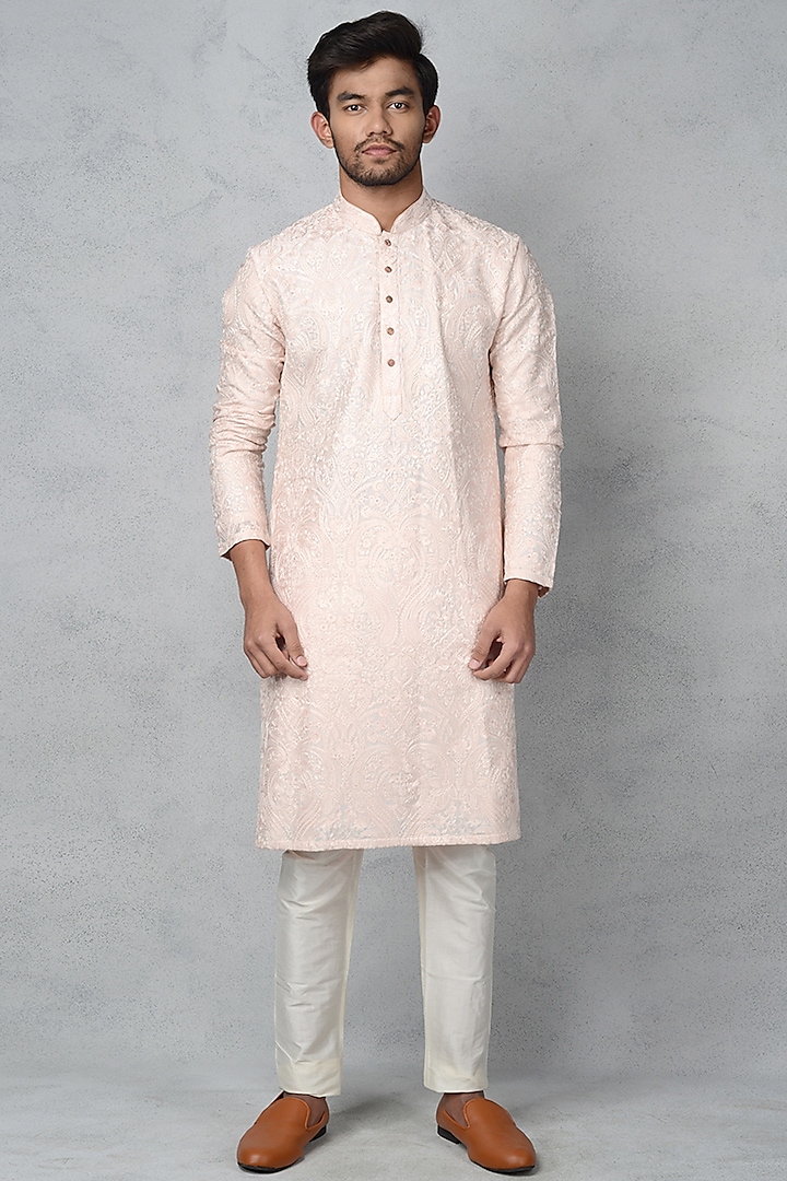 Off-White Silk Kurta Set by Siddhesh Chauhan at Pernia's Pop Up Shop
