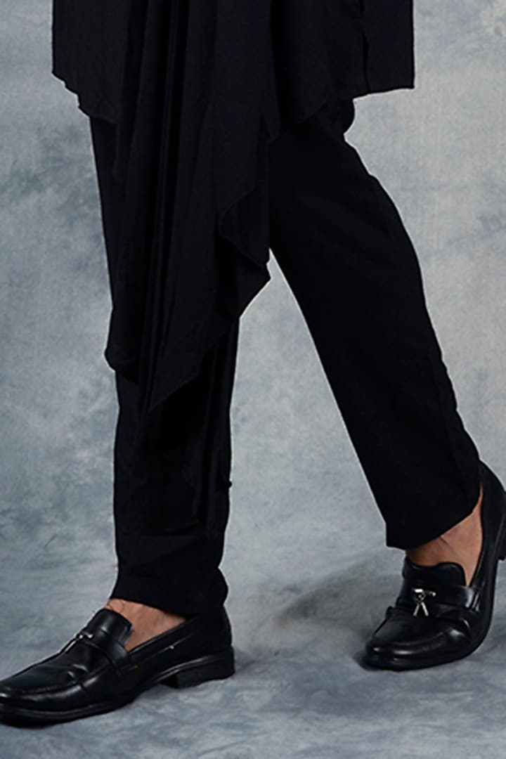 Black Raw Silk Embroidered Wedding Indowestern Jacket Set by Siddhesh Chauhan at Pernia's Pop Up Shop