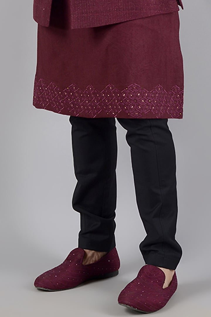 Wine Embroidered Groom Bandhgala Set by Siddhesh Chauhan at Pernia's Pop Up Shop
