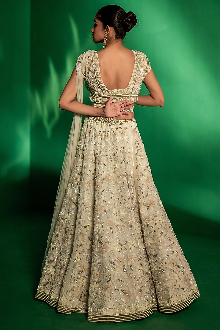 Off-White Organza Sequins Embroidered Bridal Lehenga Set by Siddhartha Daga at Pernia's Pop Up Shop