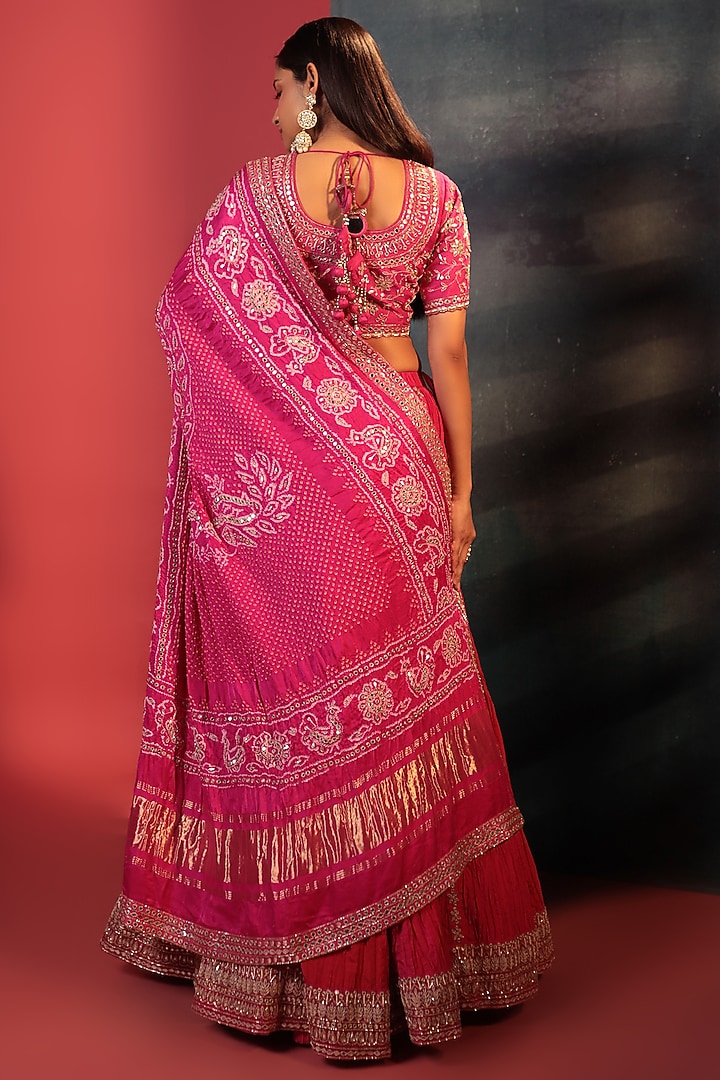 Pink Silk Embroidered Bridal Lehenga Set by Siddhartha Daga at Pernia's Pop Up Shop