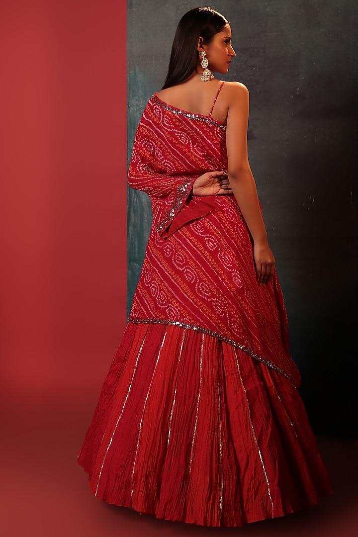 Red Silk & Pure Georgette Embellished One-Shoulder Kurta Set by Siddhartha Daga at Pernia's Pop Up Shop