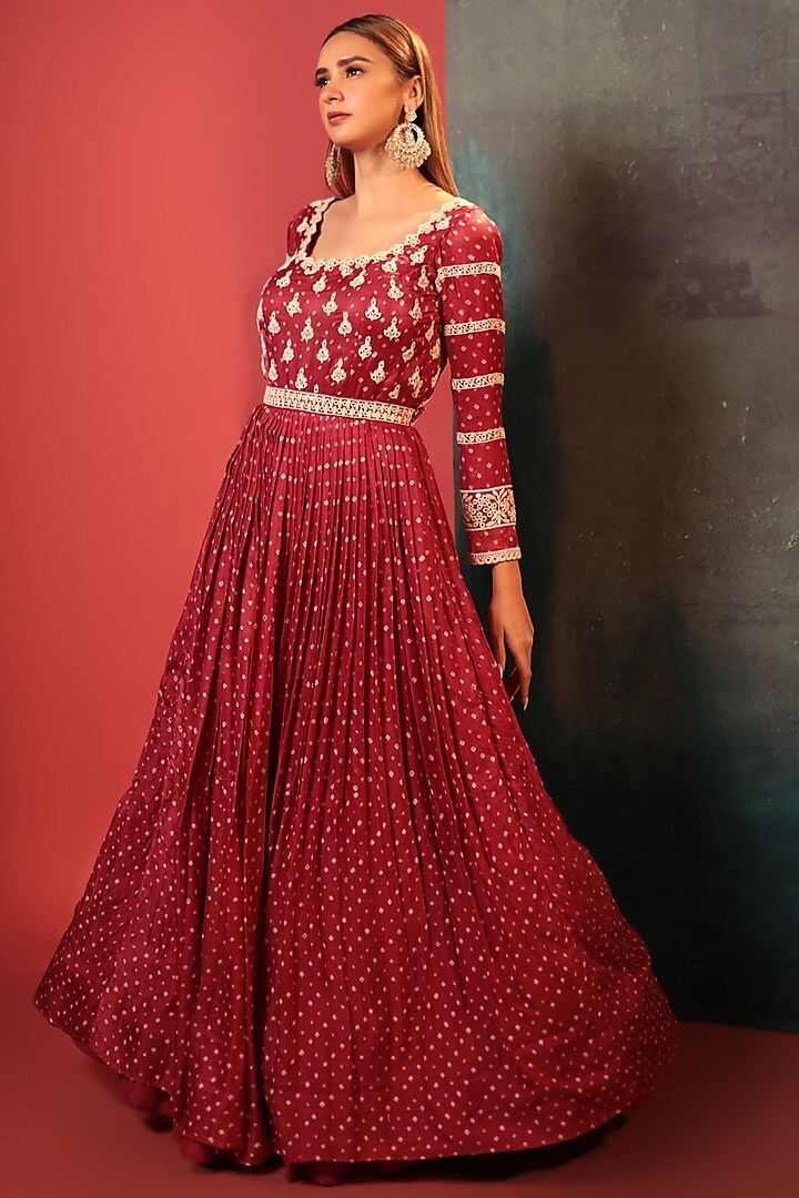 Maroon Silk Embroidered Bandhani Wedding Anarkali by Siddhartha Daga at Pernia's Pop Up Shop