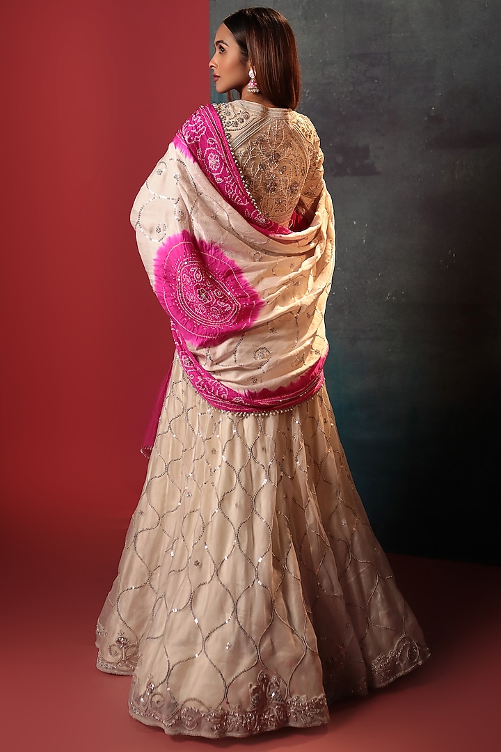 Off-White Silk & Organza Embroidered Bridal Lehenga Set by Siddhartha Daga at Pernia's Pop Up Shop