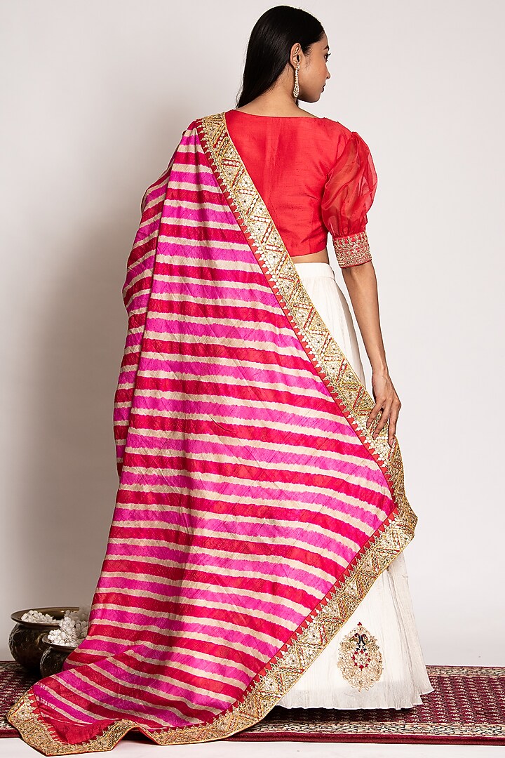 Ivory Embroidered Wedding Lehenga Set by Siddhartha Daga at Pernia's Pop Up Shop