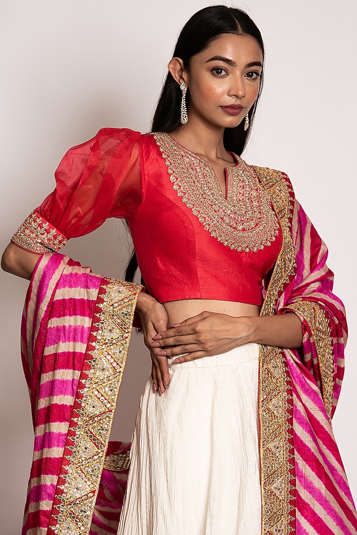 Ivory Embroidered Wedding Lehenga Set by Siddhartha Daga at Pernia's Pop Up Shop