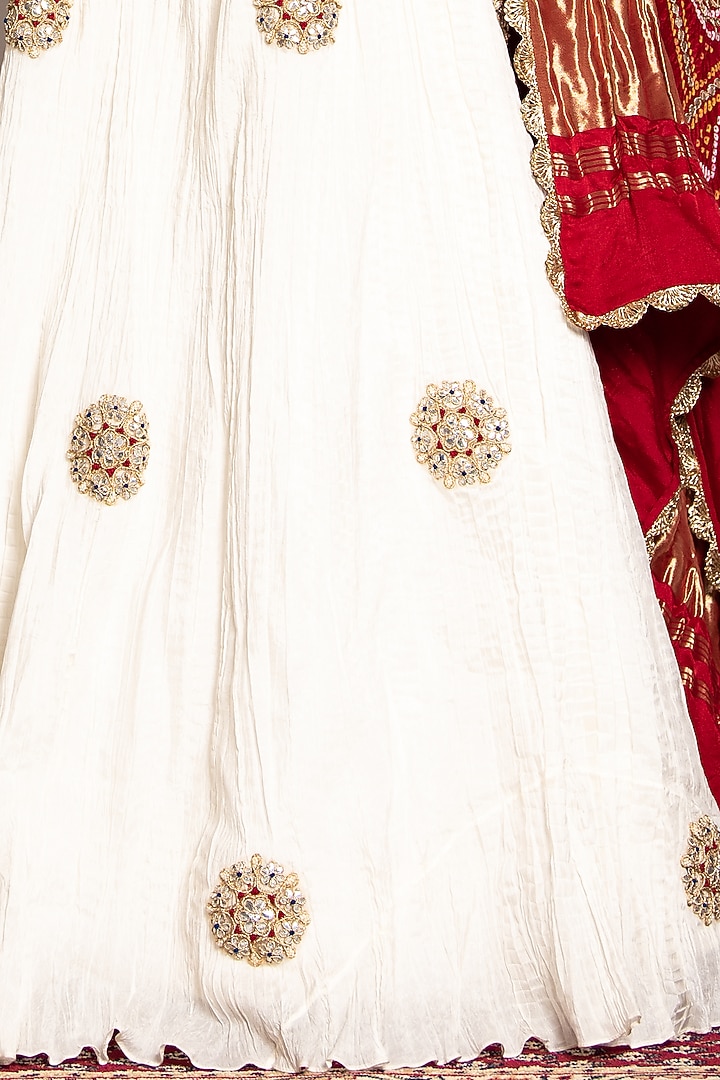 Ivory Hand Embellished Wedding Lehenga Set by Siddhartha Daga at Pernia's Pop Up Shop