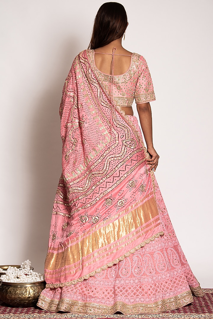 Peach Embroidered Wedding Lehenga Set by Siddhartha Daga at Pernia's Pop Up Shop