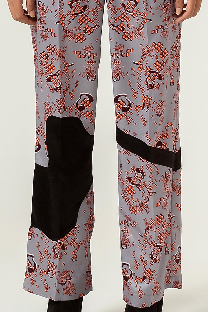 Lilac Grey & Black Printed Trousers by SIDDHANT AGRAWAL at Pernia's Pop Up Shop