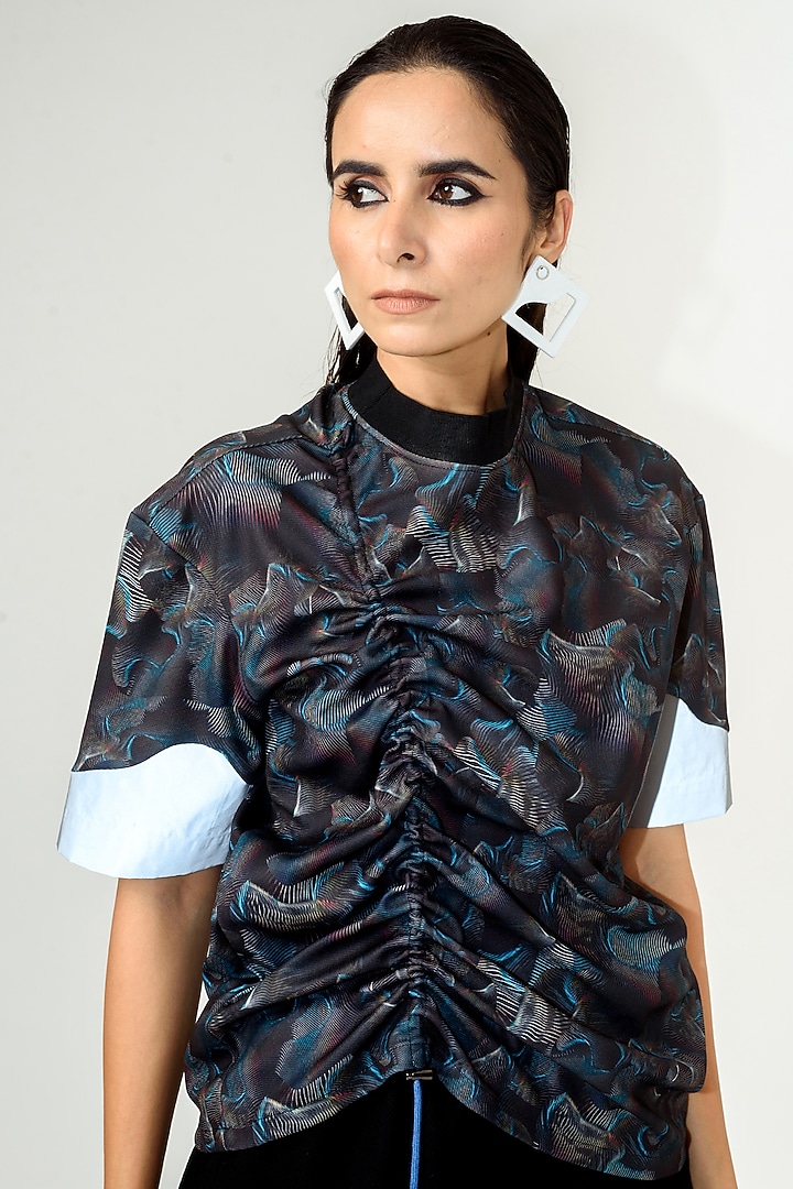 Black Printed Gathered T-Shirt by SIDDHANT AGRAWAL at Pernia's Pop Up Shop
