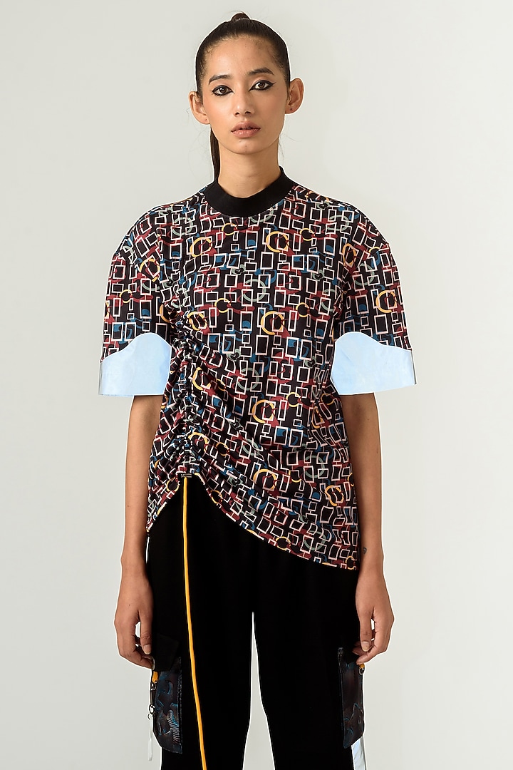 Black Torment Printed Gathered T-Shirt by SIDDHANT AGRAWAL at Pernia's Pop Up Shop