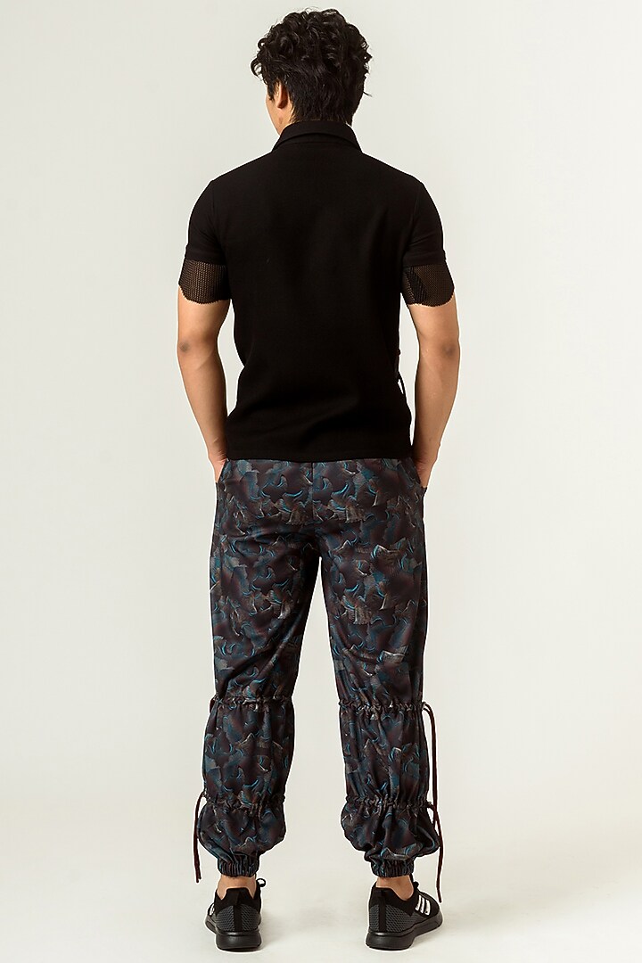 Black Printed Cargo Trousers by Siddhant Agrawal Men at Pernia's Pop Up Shop