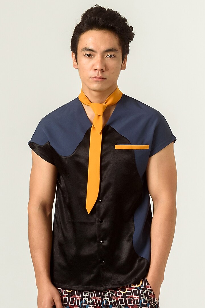 Black Box Pleated Party Wear Shirt With Tie by Siddhant Agrawal Men at Pernia's Pop Up Shop