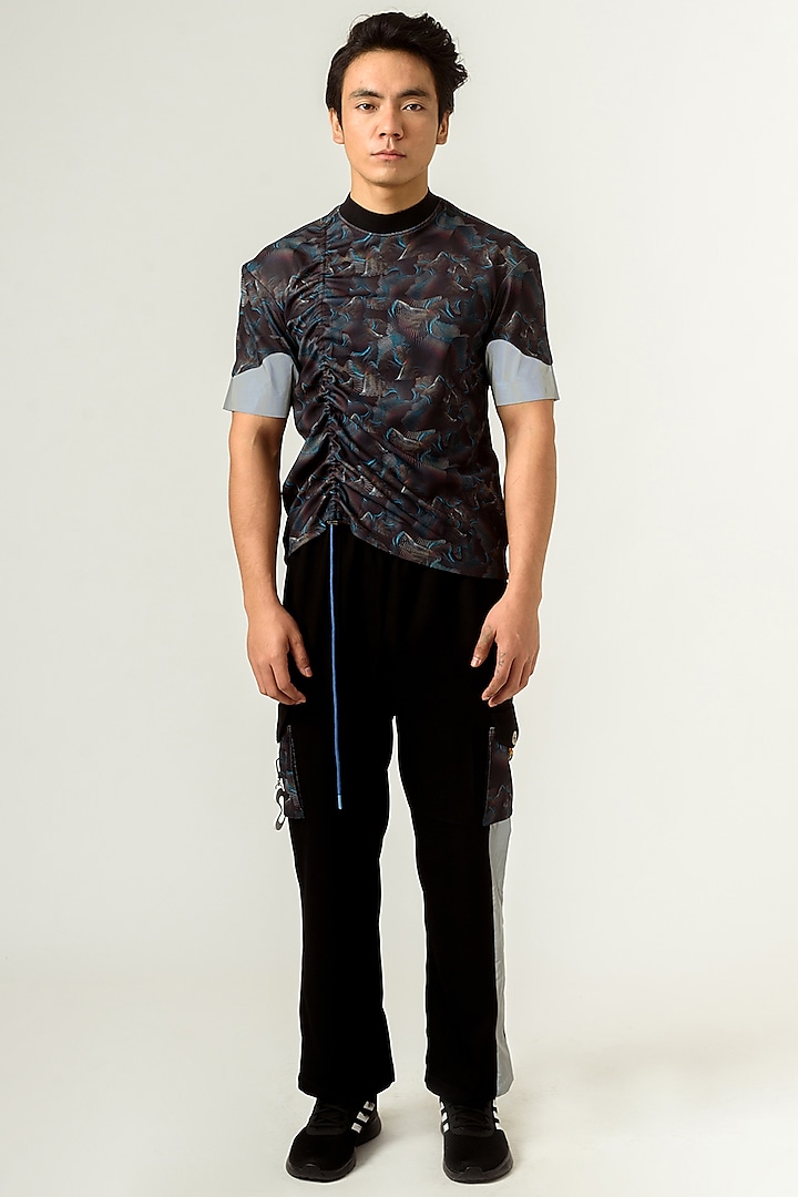 Black T-Shirt With Print by Siddhant Agrawal Men