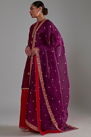Purple Silk Organza Zardosi Hand Embroidered Dupatta by Shimai Jayachandra