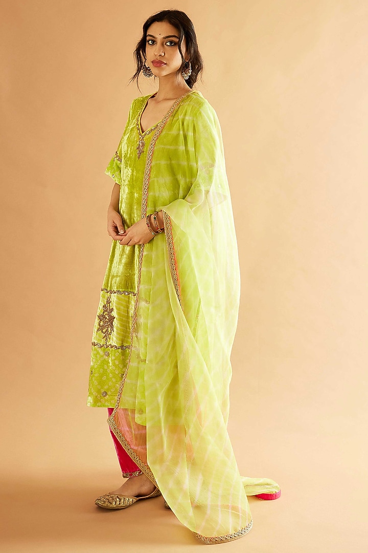 Lime Green Velvet Zardosi Embroidered Kurta Set by Sihali Jageer at Pernia's Pop Up Shop