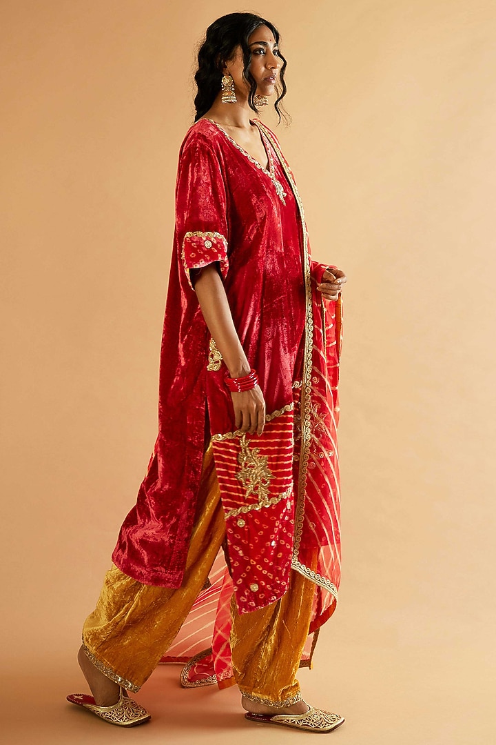 Rust Velvet Zardosi Embroidered Kurta Set by Sihali Jageer at Pernia's Pop Up Shop