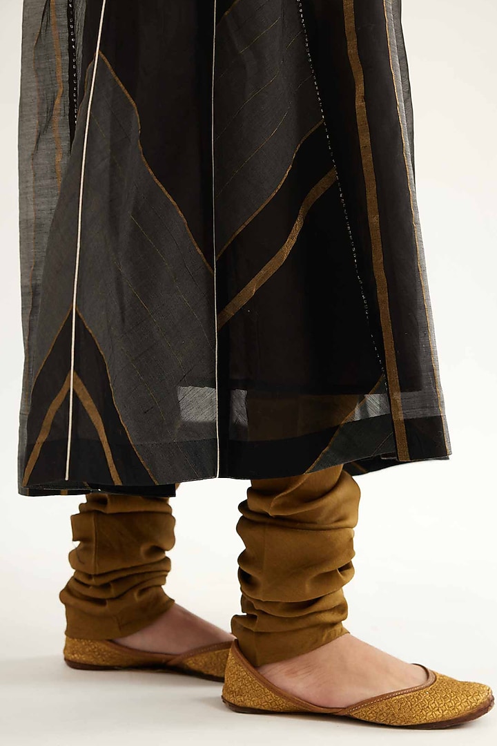 Surmai Charcoal Maheshwari Stripe Kalidar Kurta Set by Sihali Jageer at Pernia's Pop Up Shop