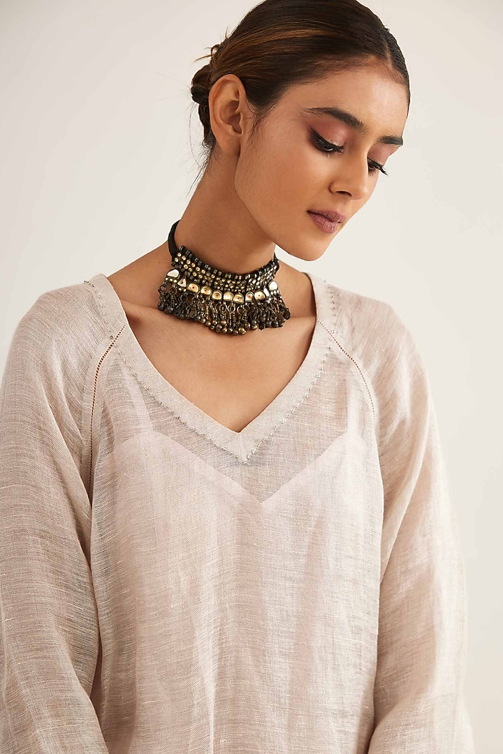 Ivory & Light Pink Linen Kurta Set by Sihali Jageer at Pernia's Pop Up Shop