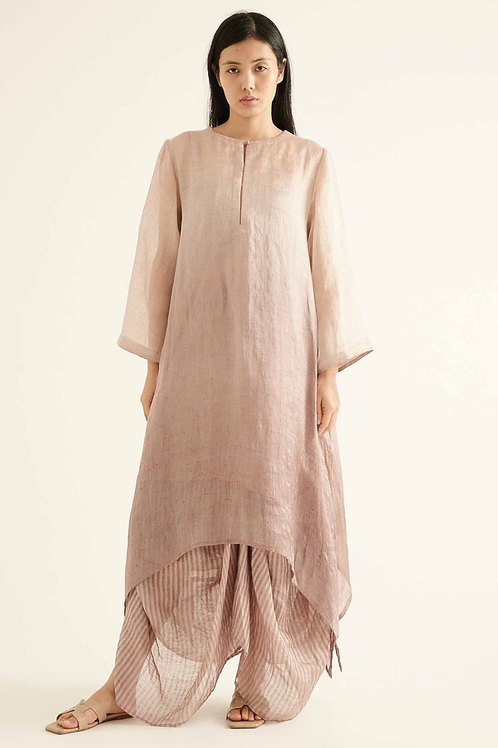 Pink Tissue Linen A-line Kurta Set by Sihali Jageer at Pernia's Pop Up Shop