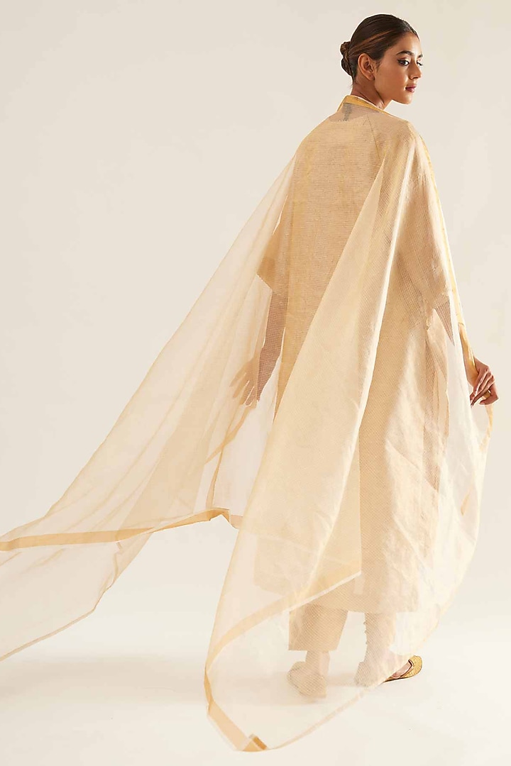 Gold Ombre Tissue Linen Kurta Set by Sihali Jageer at Pernia's Pop Up Shop