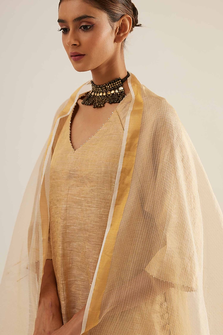 Gold Ombre Tissue Linen Kurta Set by Sihali Jageer at Pernia's Pop Up Shop