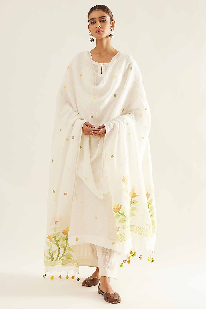 White Tissue Linen Embroidered Kalidar Kurta Set by Sihali Jageer at Pernia's Pop Up Shop