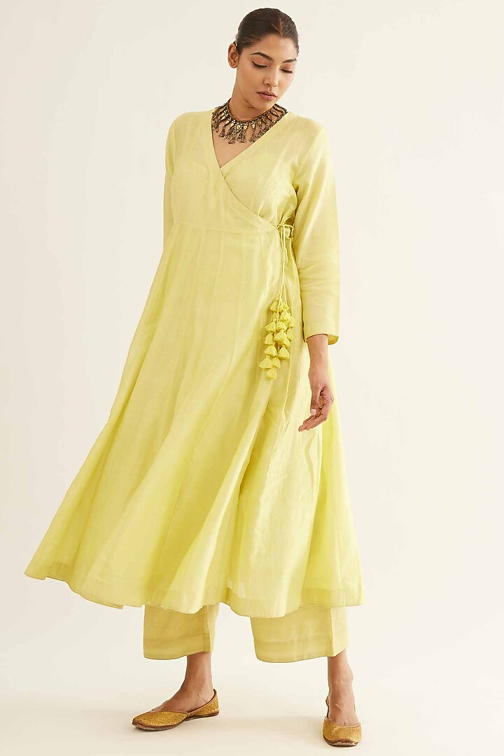 Yellow Chanderi Angrakha Kurta Set by Sihali Jageer at Pernia's Pop Up Shop