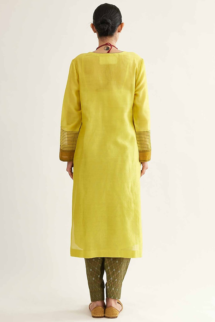 Yellow & Mehendi Green Maheshwari Stripe Embroidered Kurta Set by Sihali Jageer at Pernia's Pop Up Shop