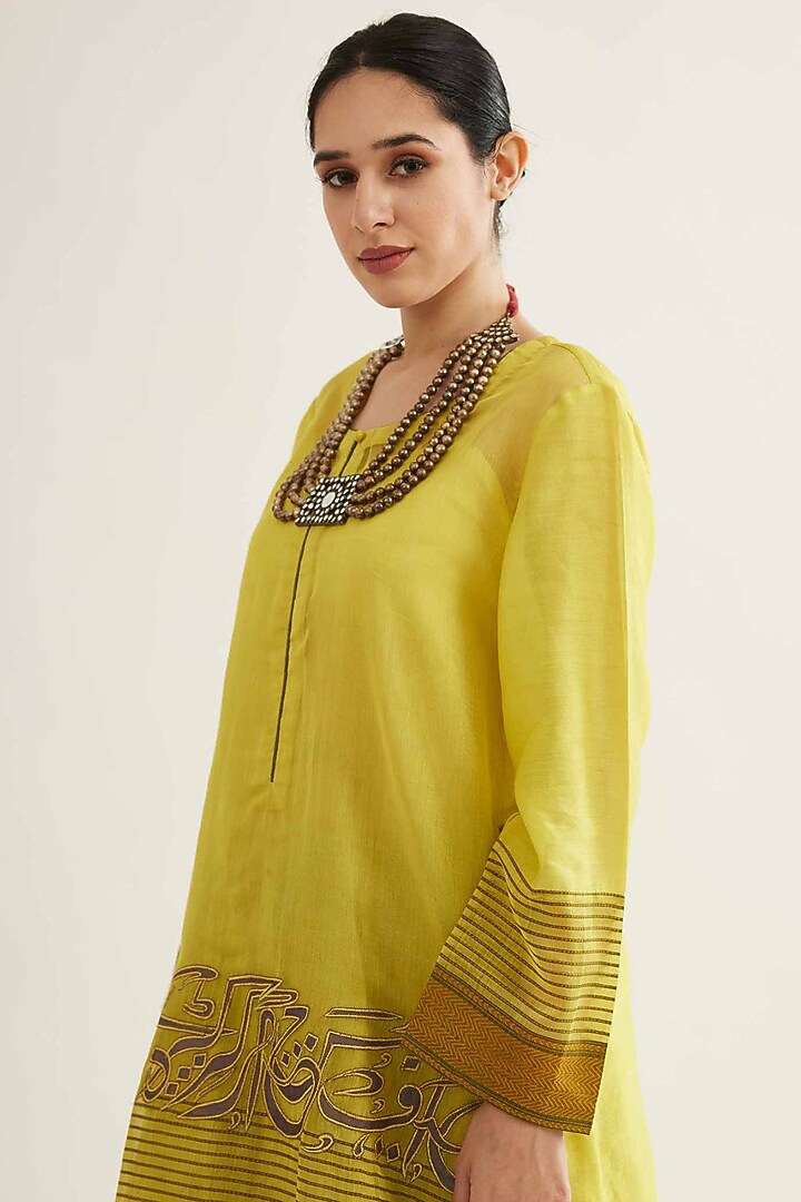 Yellow & Mehendi Green Maheshwari Stripe Embroidered Kurta Set by Sihali Jageer at Pernia's Pop Up Shop