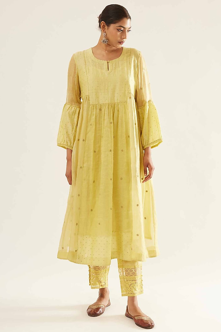 Yellow Kota Silk & Chanderi Tissue Embroidered Kurta Set by Sihali Jageer at Pernia's Pop Up Shop