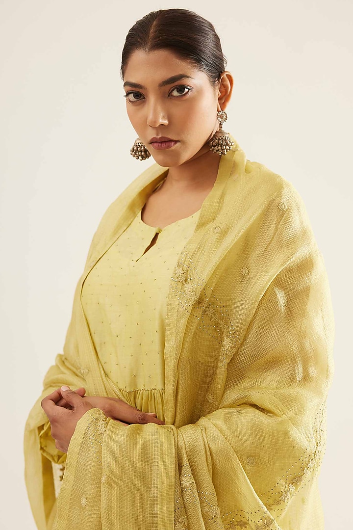 Yellow Kota Silk & Chanderi Tissue Embroidered Kurta Set by Sihali Jageer at Pernia's Pop Up Shop
