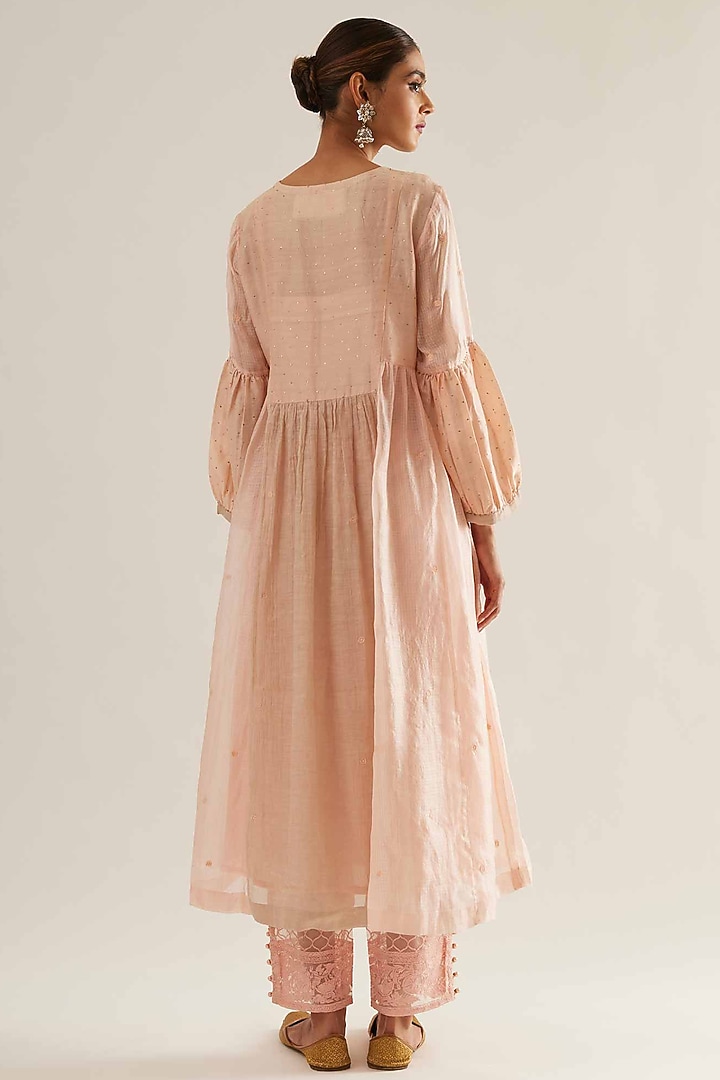 Pink Kota Silk & Chanderi Tissue Embroidered Kurta Set by Sihali Jageer at Pernia's Pop Up Shop