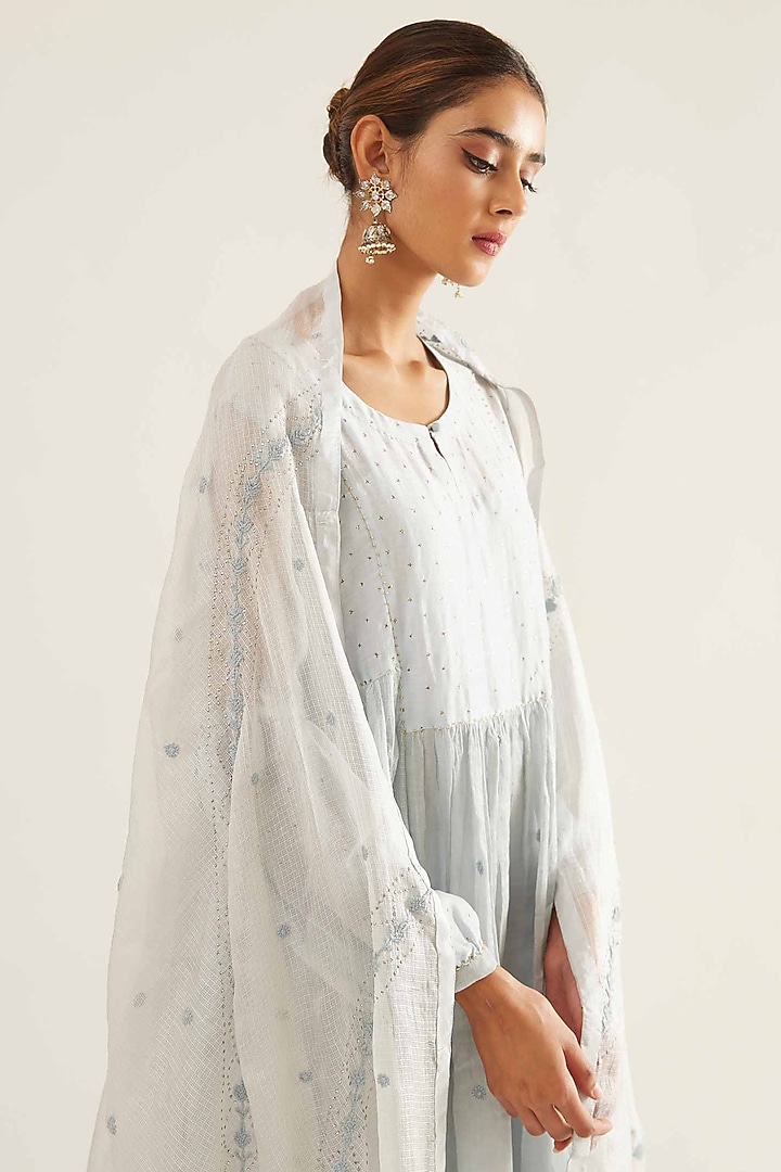 Blue Kota Silk & Chanderi Tissue Embroidered Kurta Set by Sihali Jageer at Pernia's Pop Up Shop