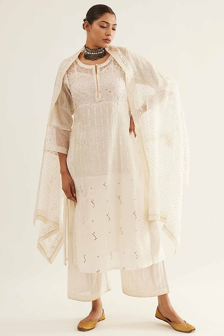 White Chanderi Cutwork Embroidered Kurta Set by Sihali Jageer at Pernia's Pop Up Shop